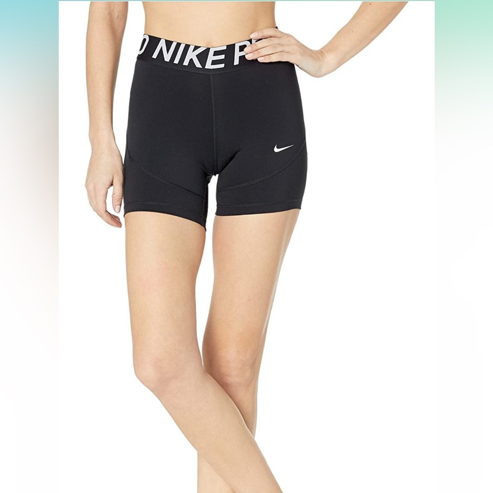 Nike Pro Training Short 5”